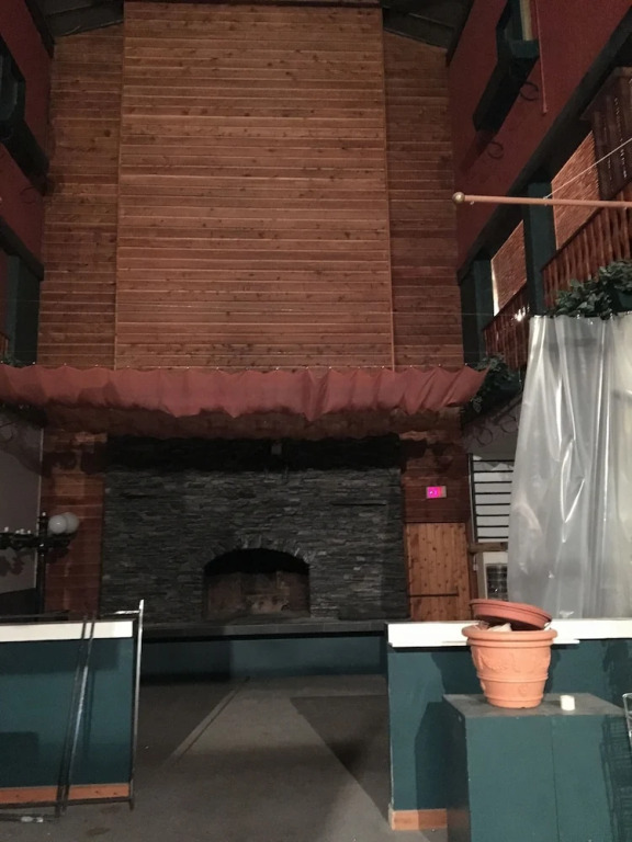 The Silverado Inn