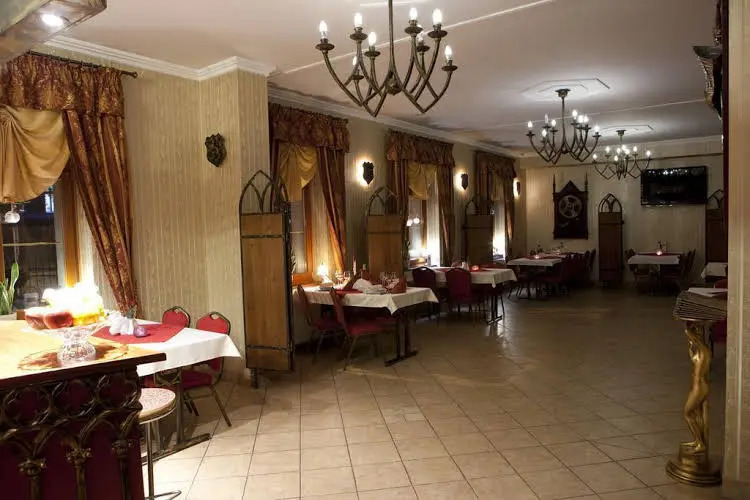Hotel i Restauracja Castle