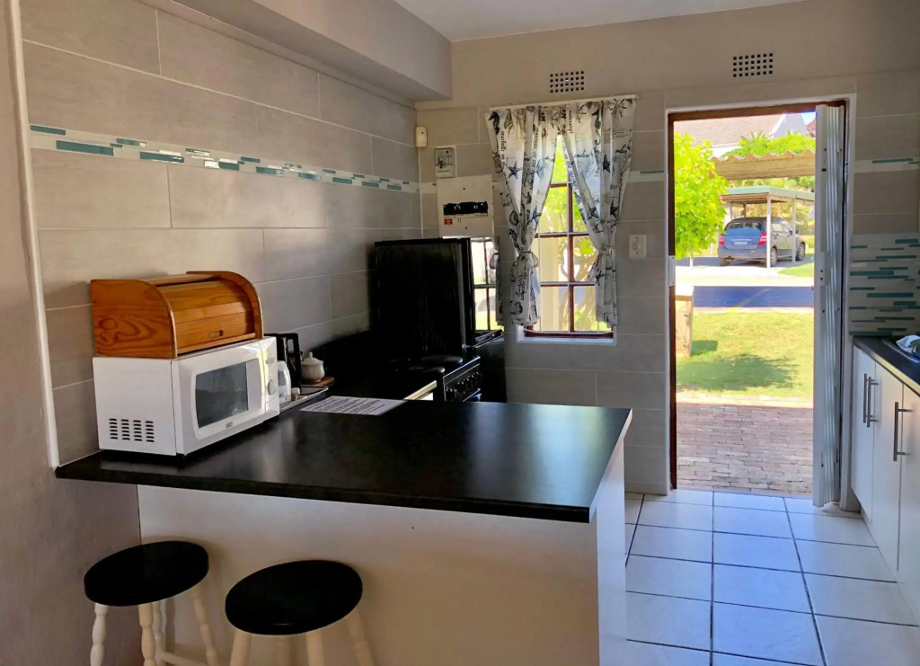 42 Settler Sands Beachfront Accommodation Sea and River View