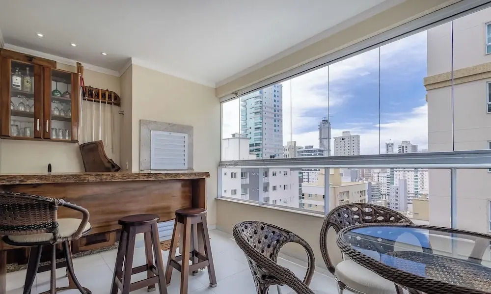 Apt w/ BBQ & Balcony, 450m From the Beach Sit1202
