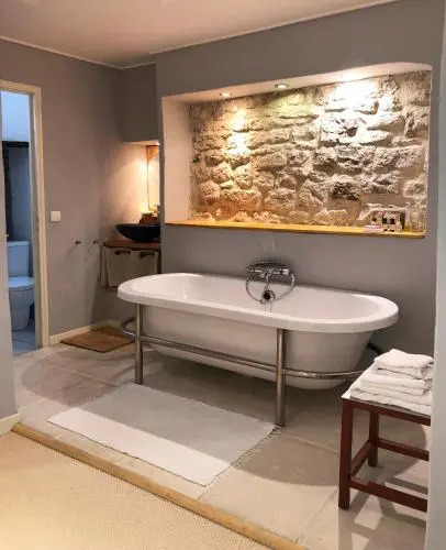 6 Rue Saint-Pierre