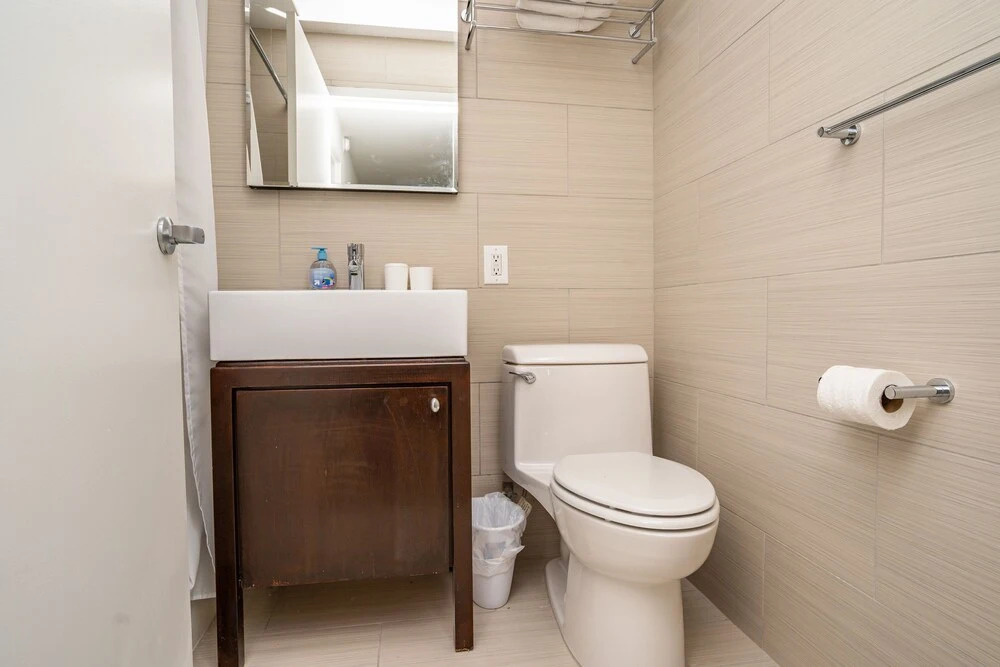 2ND Ave Apartments 30 Day Rentals