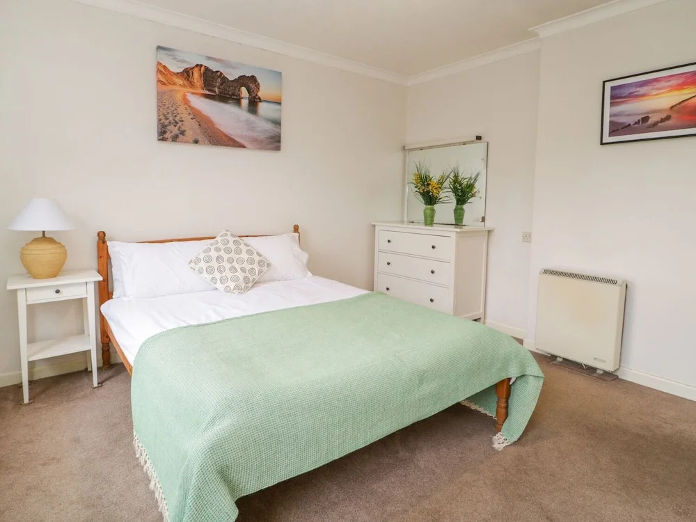 7 Richmond Lodge