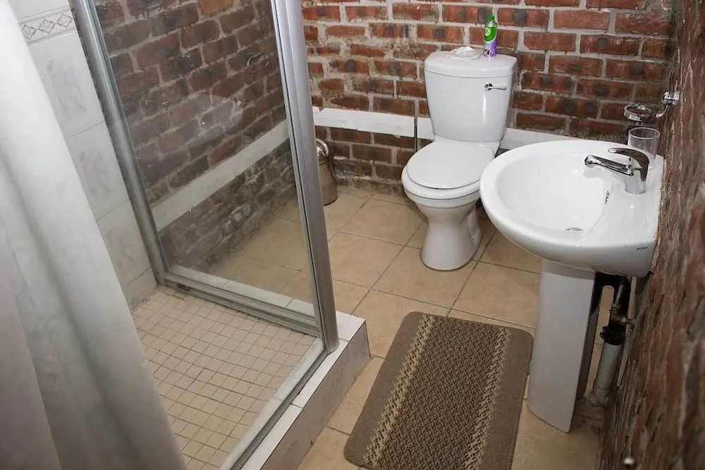 Ebony and Ivory Guesthouse