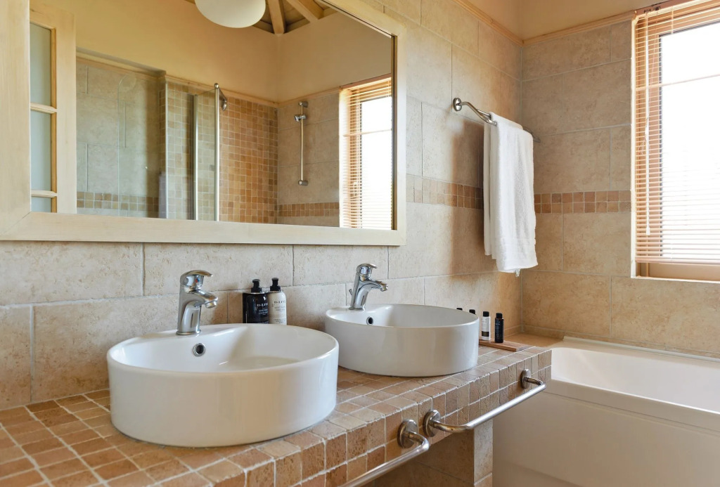 Artblue Villas