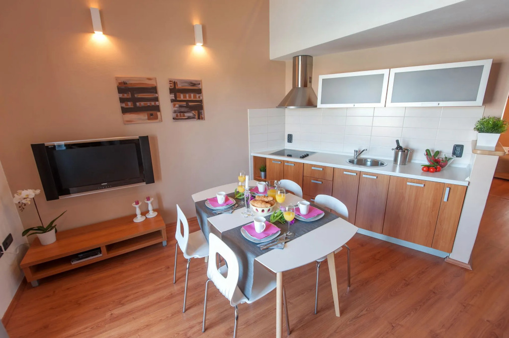 Apartment Ivan - great location: A2 Poljana, Island Ugljan