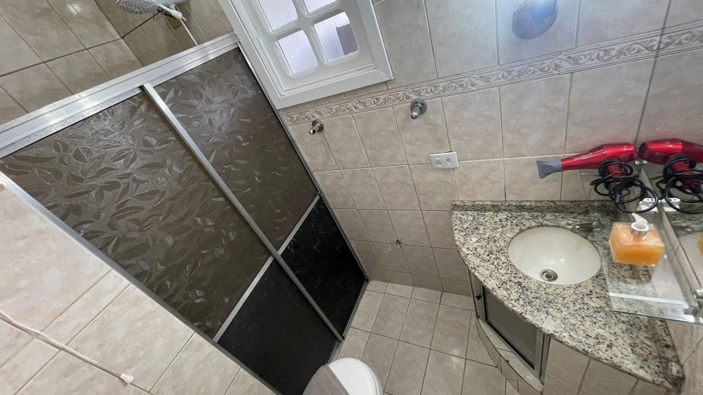 Amplo Apartamento C/ 4 Quartos, Churrasqueira E área De Lazer