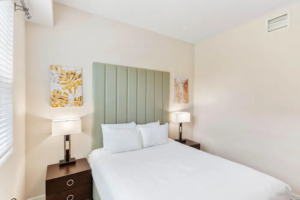 4013 Breakview Drive #108