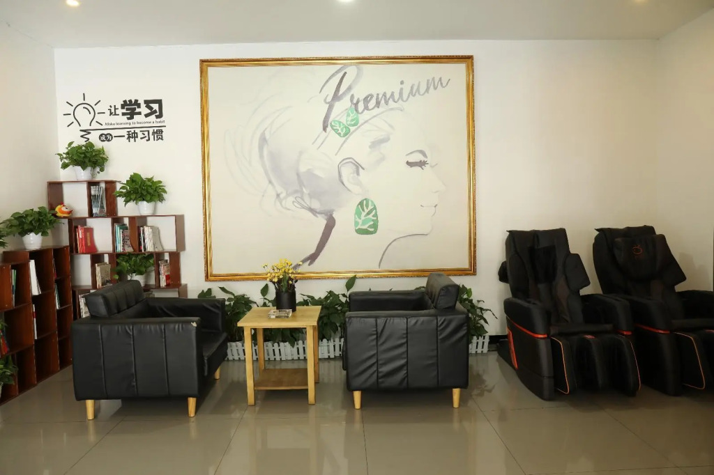 7Days Premium Chengdu Du Fu Thatched Cottage Branch