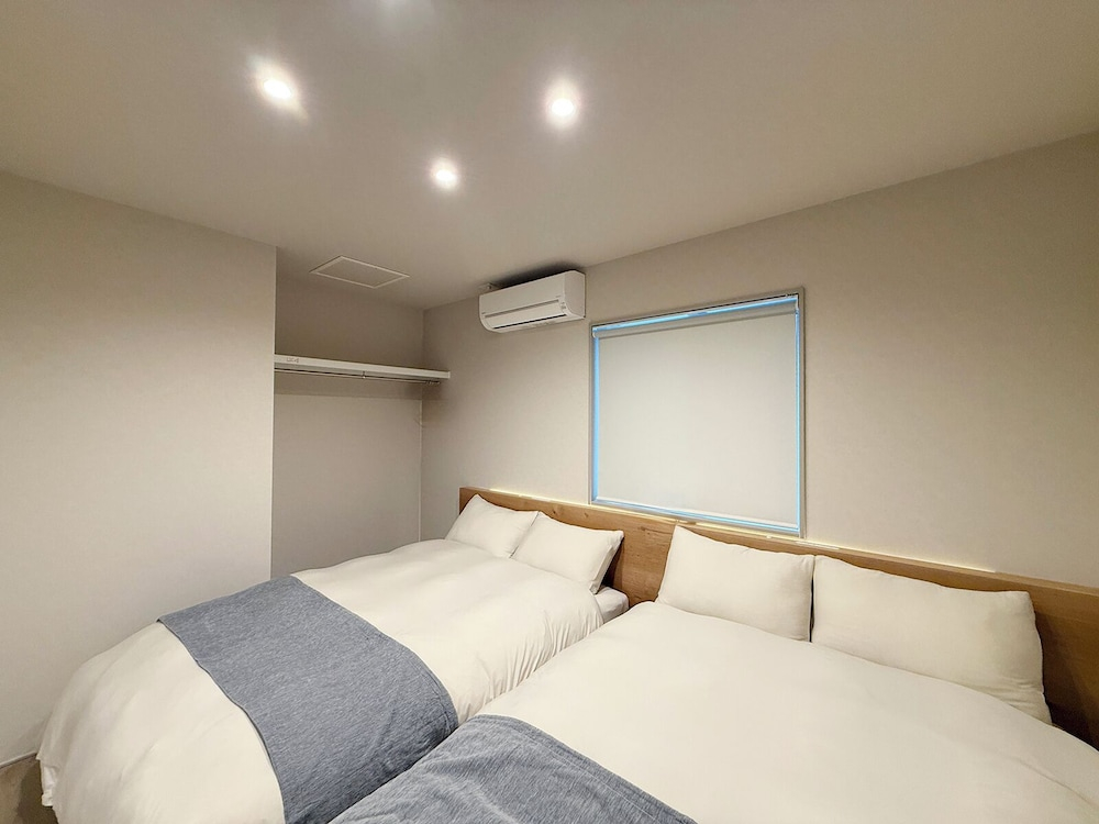 THE SAKAI SUITE by b hotel - New Spacious Apartments