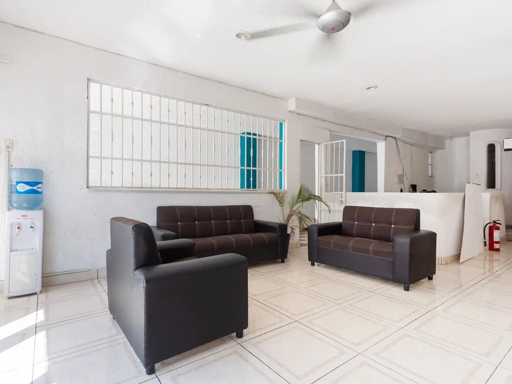 Oyo Hotel Paradise