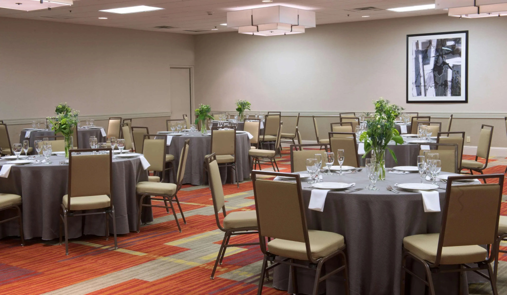 Embassy Suites by Hilton Denver Tech Center North