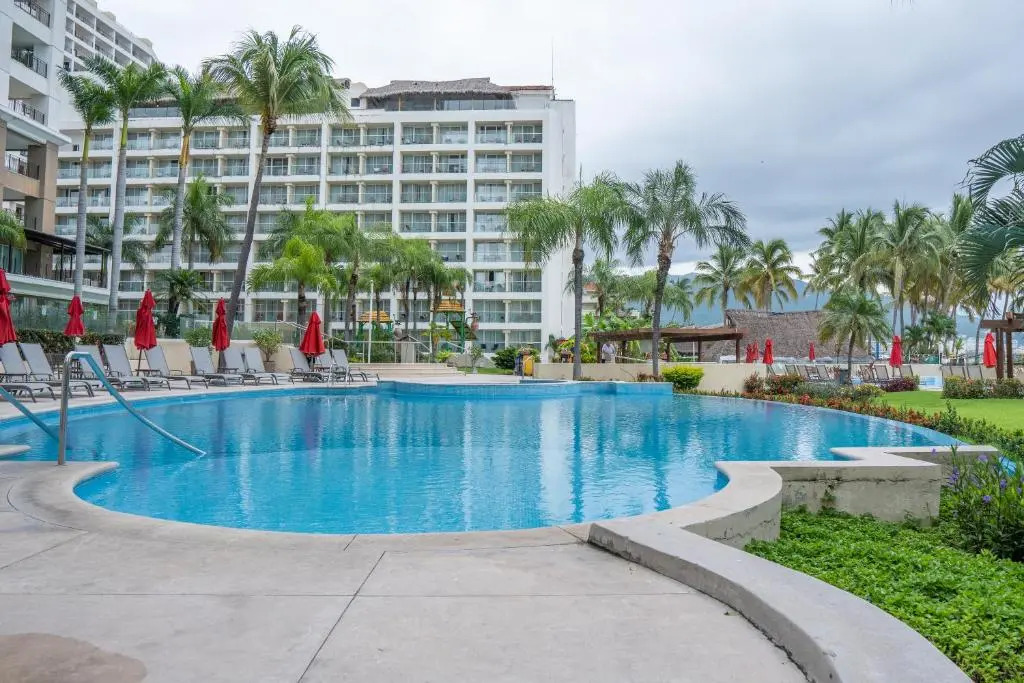 Ocean Front Condo Sleeps 4 Adults-Grand Venetian T3000-1606