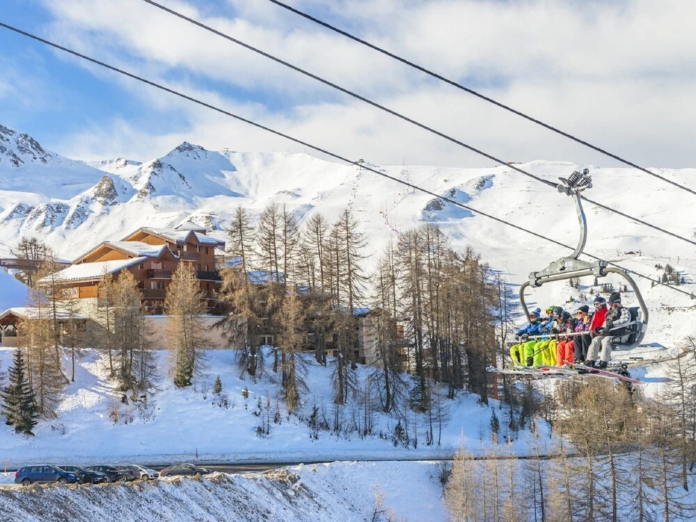 Cozy Apartment Located Just 100 m. From the Slopes of Plagne