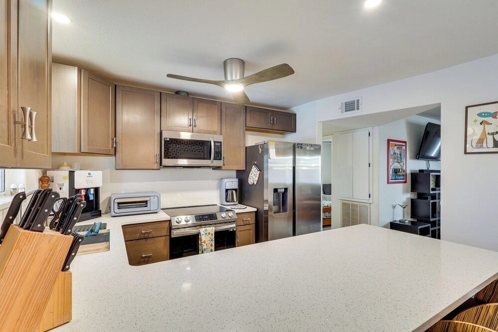 Pool & Patio! Mod Desert Digs Near Lake Havasu