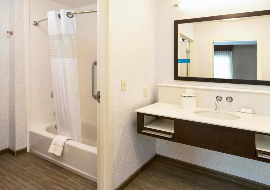Hampton Inn & Suites Duluth North Mn