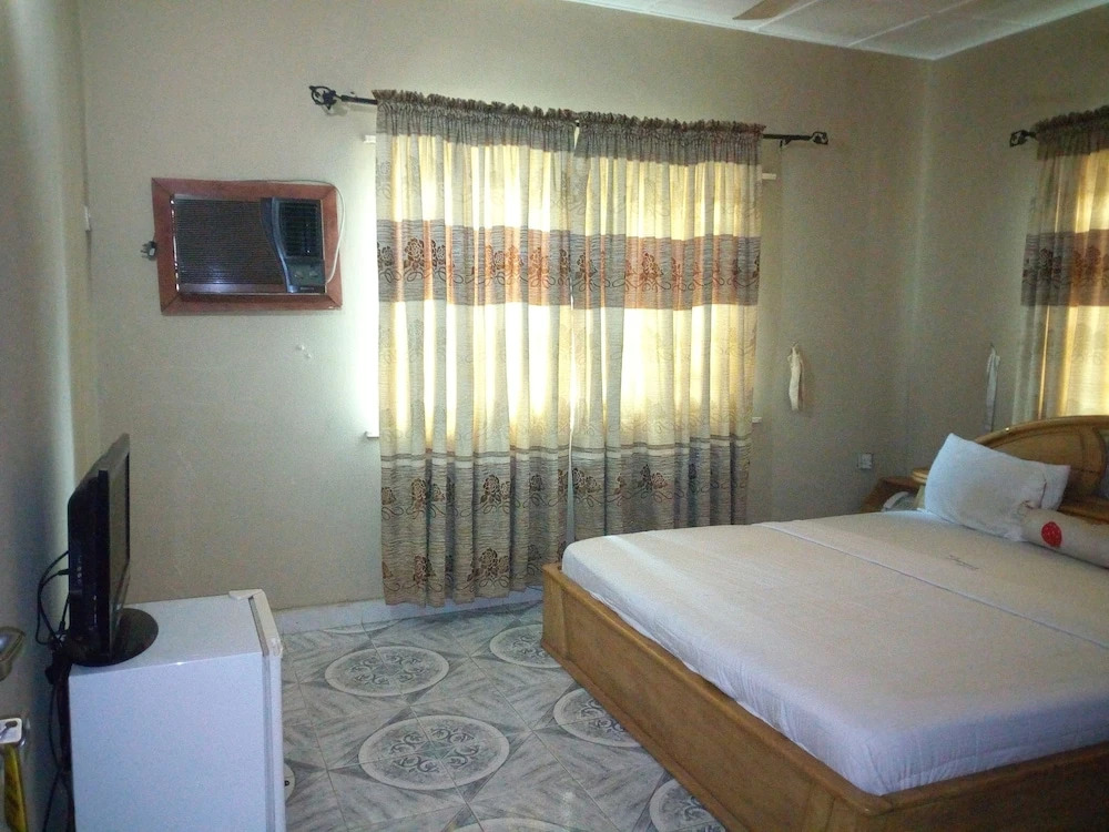 De Lawrence Court and Suites Abeokuta