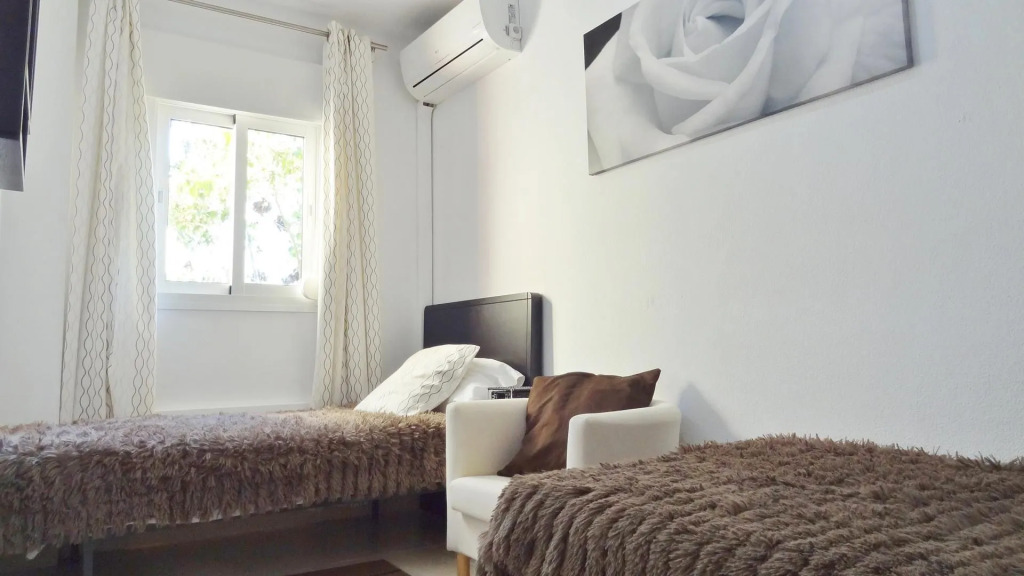 BRIGHT, MODERN TOP FLOOR APARTMENT WITH WONDERFUL SEA VIEWS - DOñA LOLA PATRICIA - MIJAS COSTA - CS1