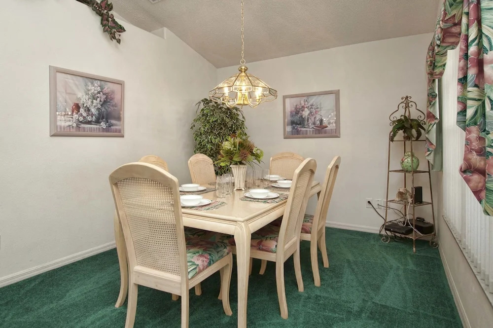 Indian Ridge - 4 Bedroom Pool Home- 2408IR
