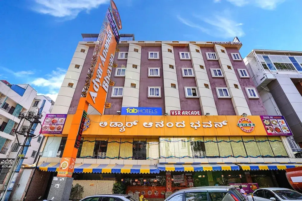 FabHotel Ginger Suites