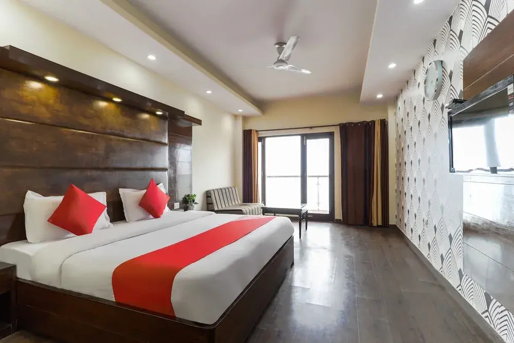 OYO 7251 Hotel Palazzo