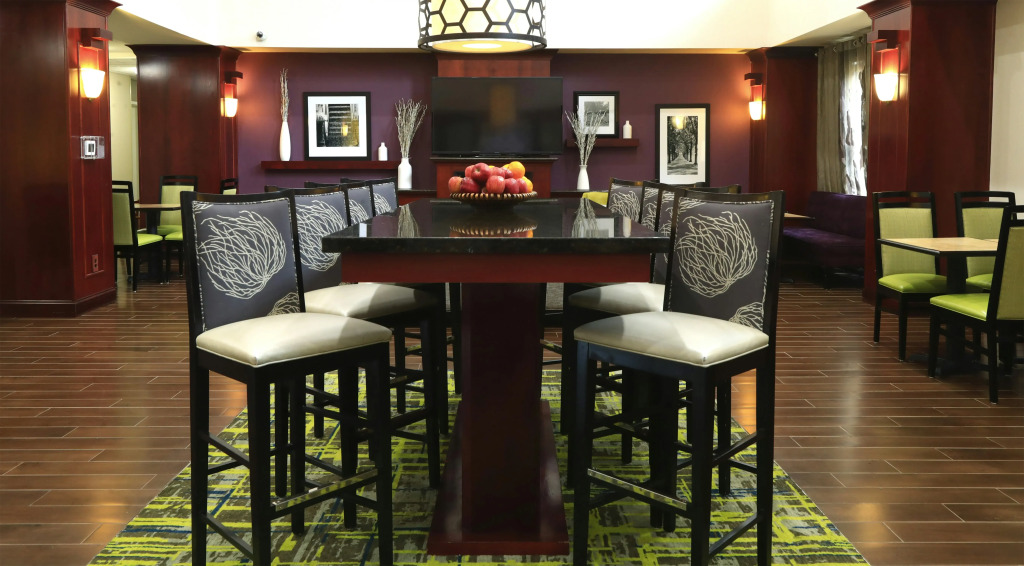 Hampton Inn and Suites of Lamar