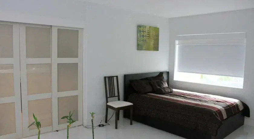 South Beach Contemporary Suite