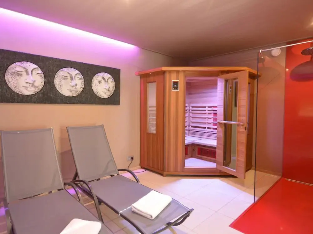 Malmedy Hillside Spa Retreat