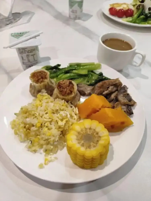 Golden Panda Hotel