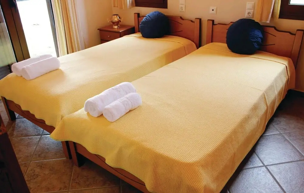 Amazing Home in Agios Andreas Astros With 2 Bedrooms