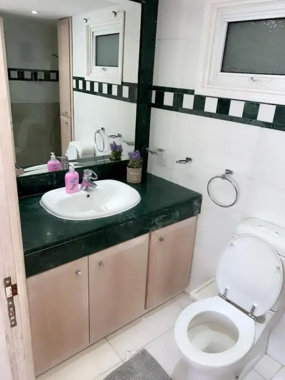 Larnaca Seaview Rooms