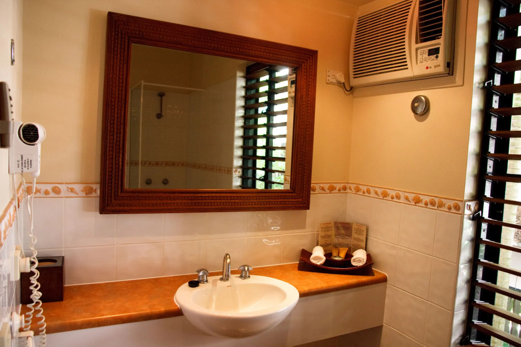 Hibiscus Resort & Spa - Official Onsite Reception & Check In