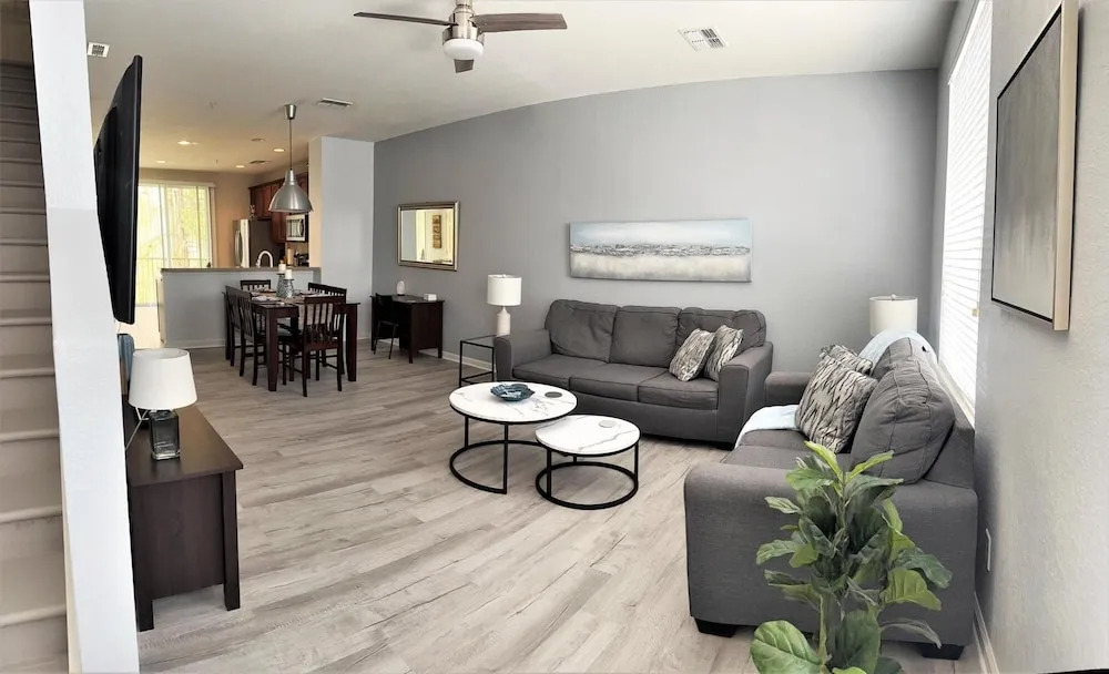 New 2 bed Townhome Serenity at Your Vista Cay Near all Theme Parks and Convention Center