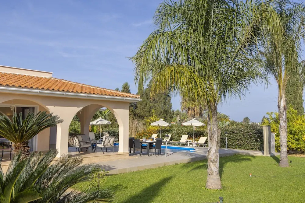 The Arches Villa