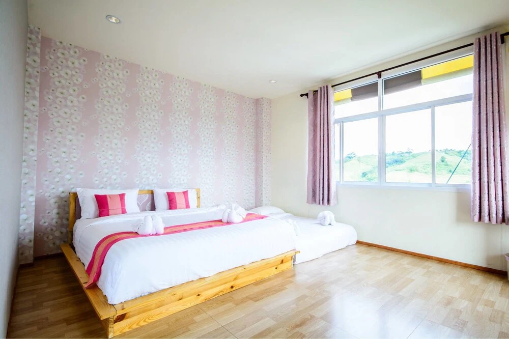 Sakura Yama Resort