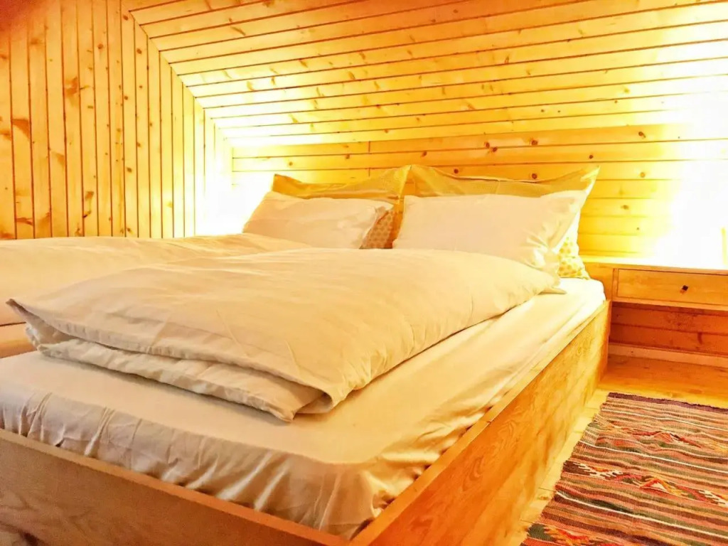 Peaceful Nature Cabin Jolly
