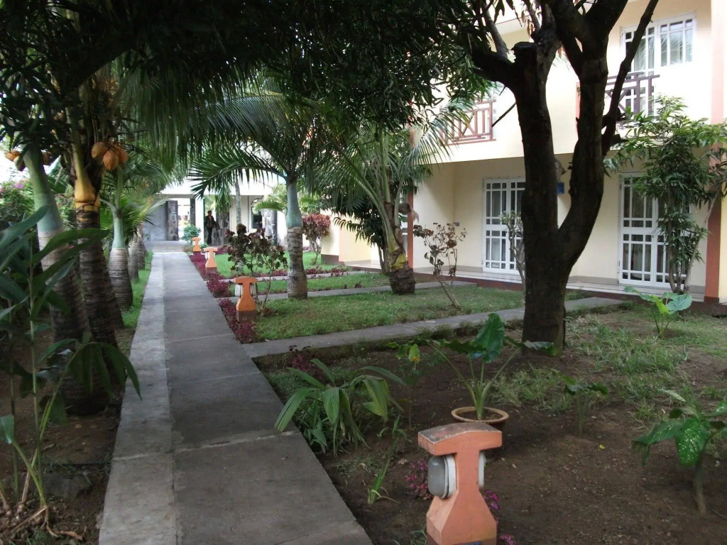 Le Grand Bleu Hotel