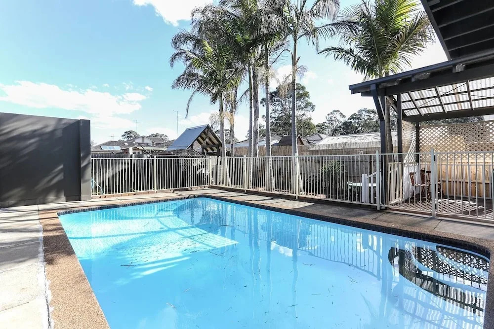 Large Family Home Summer Place With A Pool
