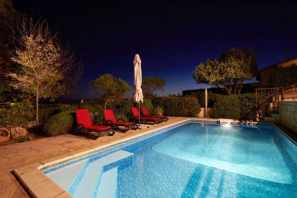 3 bedroom Villa Athina with private pool and golf views, Aphrodite Hills Resort