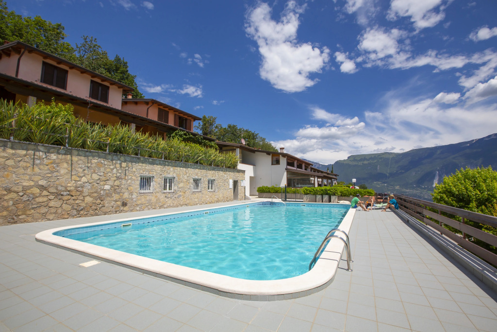 Balcone Sul Lago