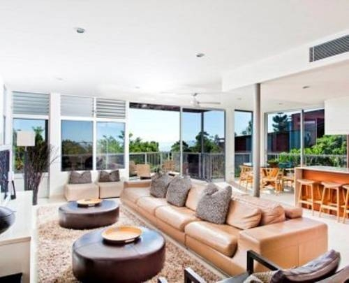 Outrigger Little Hastings Street Villas and Penthouses