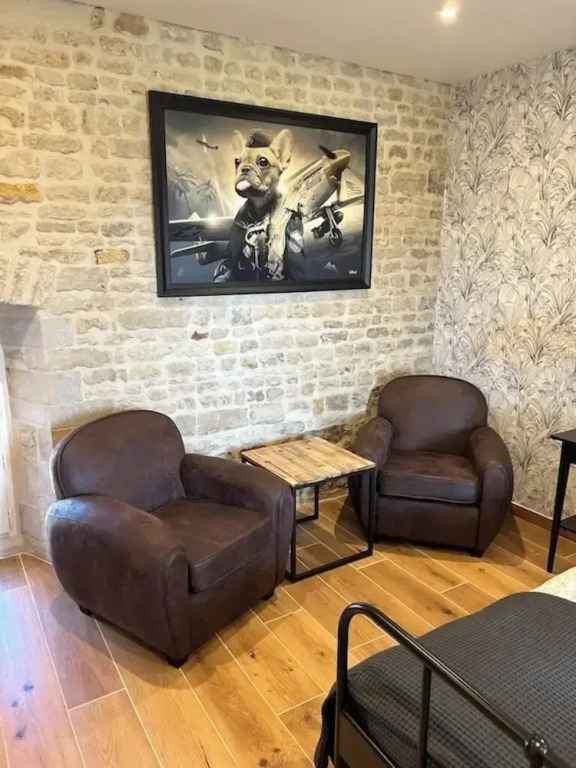 CHÂTEAU DE FRANQUETOT & D Day Collins Museum