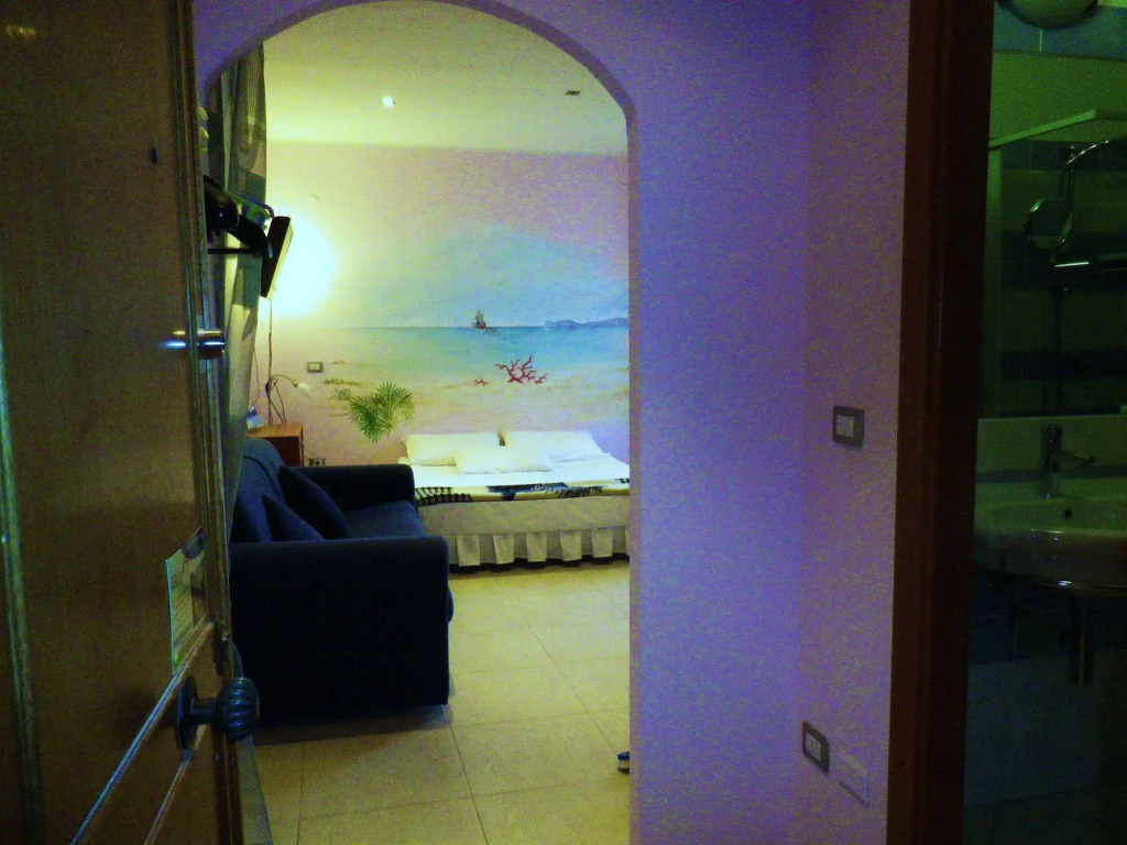 Elisart Guest House