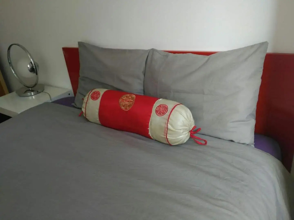 Stylish Flat, 2 Bathrooms And Swimmigpool!!