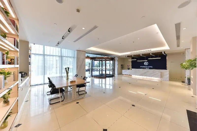 Starway Hotel Hongqiao Transportation Hub