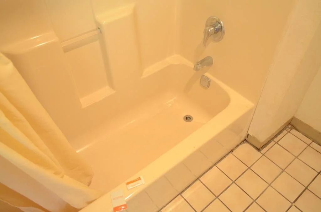C & M Motel