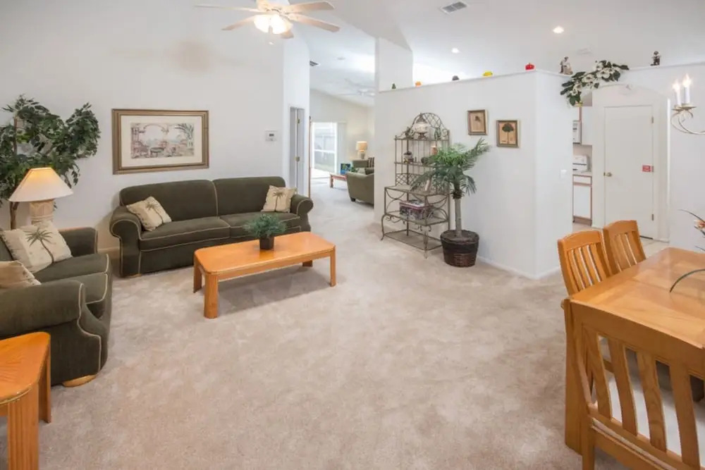 Hampton Lakes 121