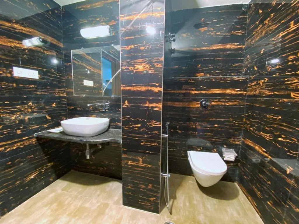 Hotel Midcity