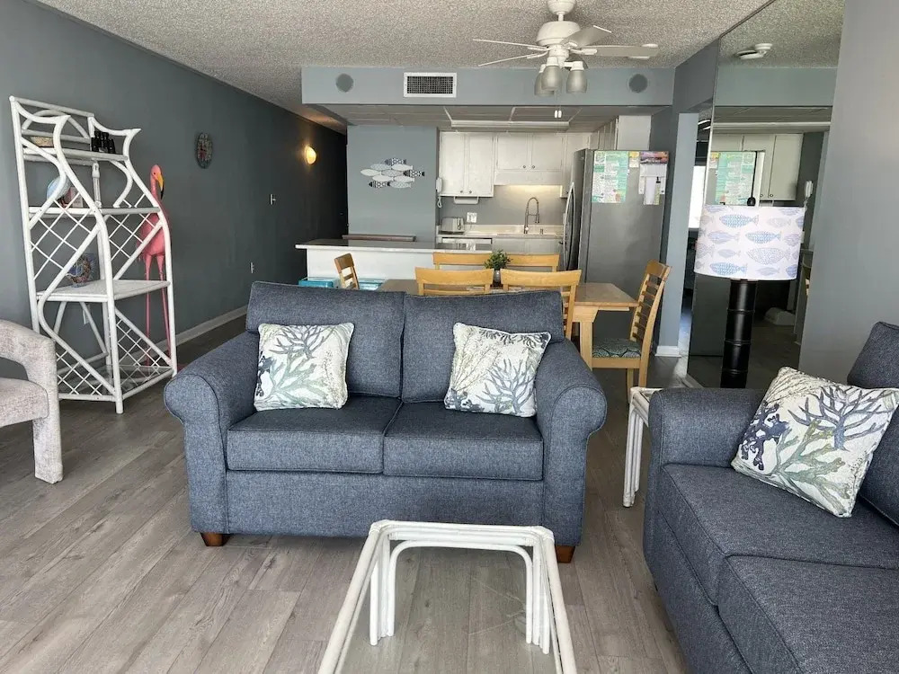 Royal Garden Resort 301 3 Bedroom Condo by RedAwning