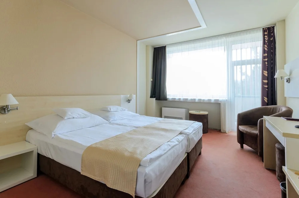 Hunguest Hotel Béke